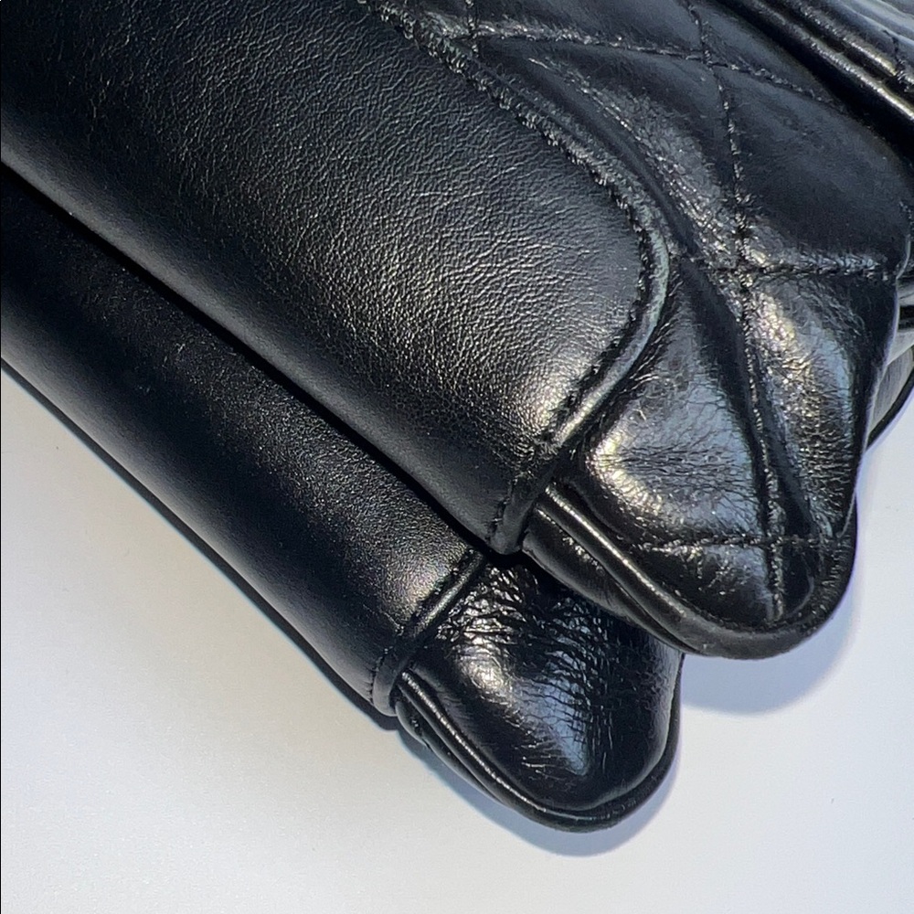 ❤️NWT CHANEL CC FLAP BAG IN BLACK AGED CALFSKIN LEATHER W/ RUTHENIUM HARDWARE - Picture 11 of 17